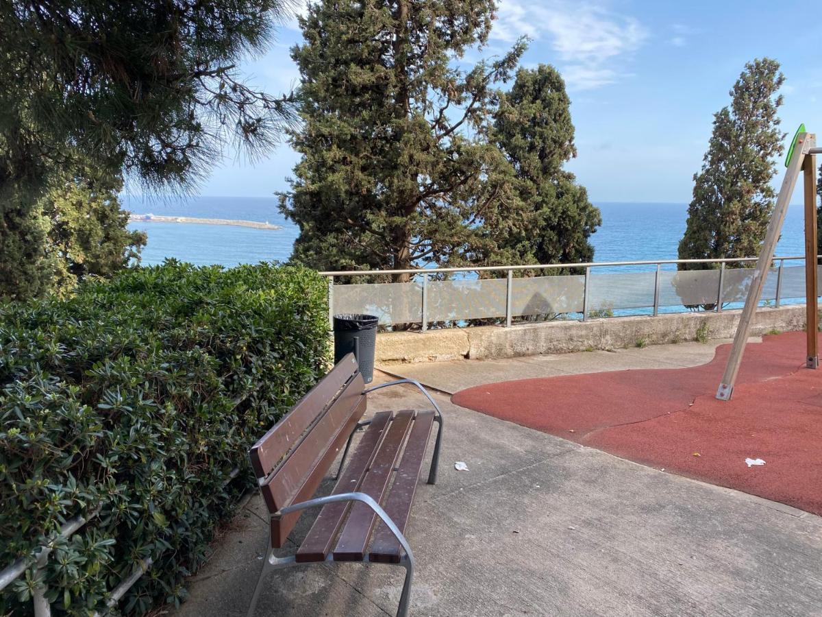 3 Bdrm Apart Near The Sea! Great For Kids! Arenys de Mar Exterior photo